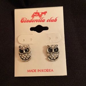 Owl Stud Earrings Rhinestone Silver/Black cottage core whimsy urban claires